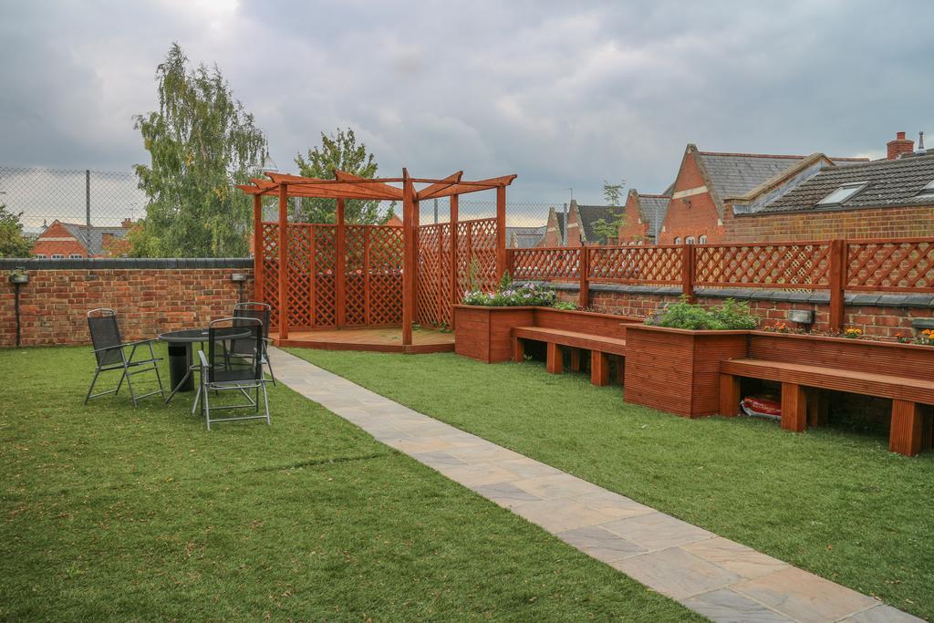 Oscar Lodge Northampton Exterior photo