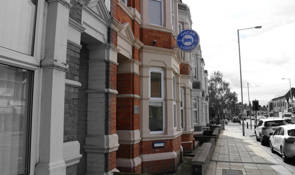 Oscar Lodge Northampton Exterior photo